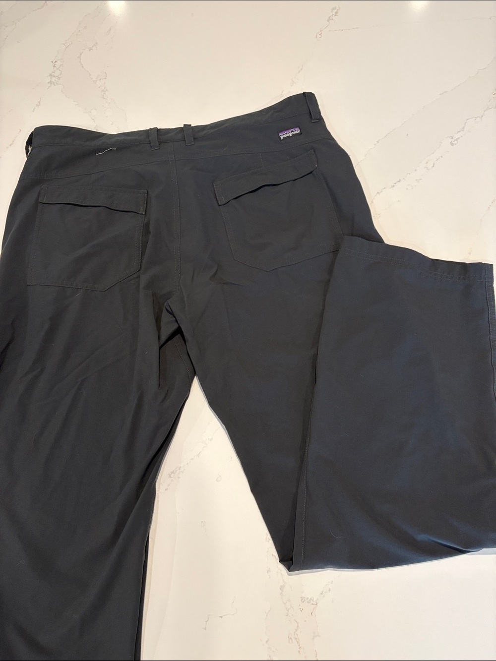 Patagonia Men's Black Cargo Hicking Nylon Long Pants Size 36